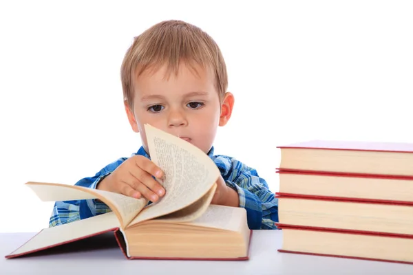 Netter Kaukasischer Junge Beim Durchblättern Eines Buches Alles Auf Weißem — Stockfoto