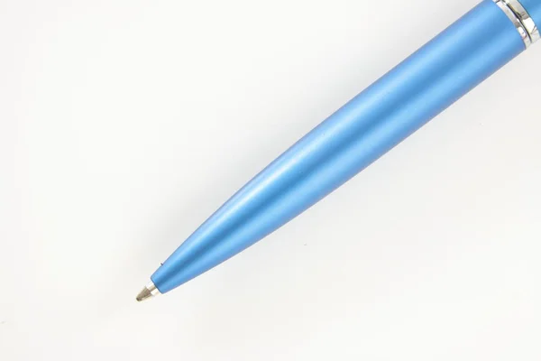 Μεταλλική Πένα Μονωμένη Λευκό Φόντο — Φωτογραφία Αρχείου