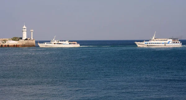 Maják Loď Loď Pobřeží Přistání Pódium Přístav Volání Loď Moře — Stock fotografie