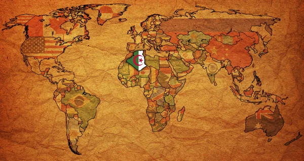 Старая Политическая Карта Мира Флагом Алжира — стоковое фото