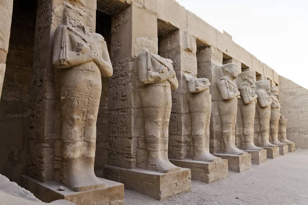 Osiride Statues Ramesses Iii Dans Temple Karnak Luxor Égypte — Photo