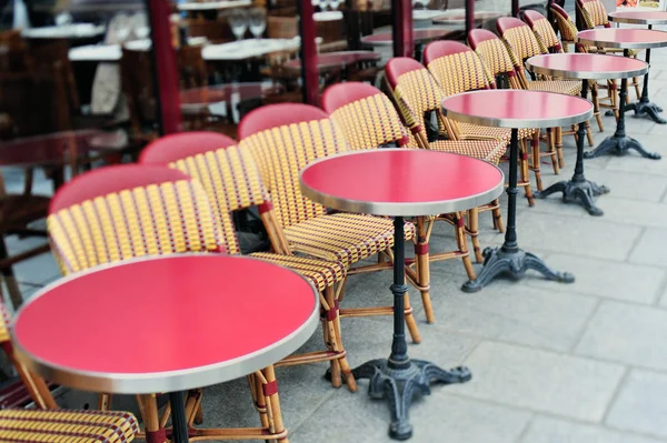 Mesas Redondas Rojas Café París Foto Con Efecto Tilt Shift —  Fotos de Stock