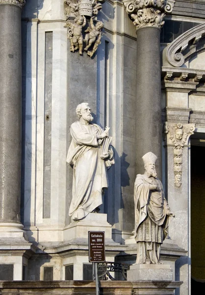 Estatua San Pedro Catedral Catania Italia —  Fotos de Stock