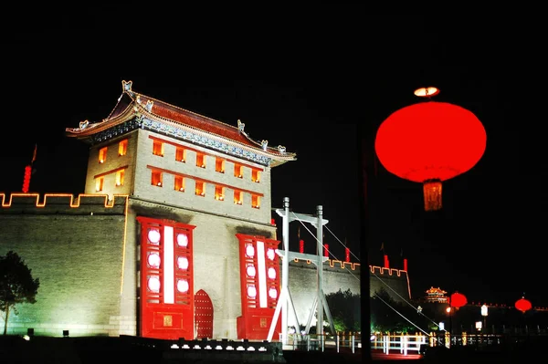 Nocne Sceny Ściany Słynnego Starożytnego Miasta Xian Chiny — Zdjęcie stockowe