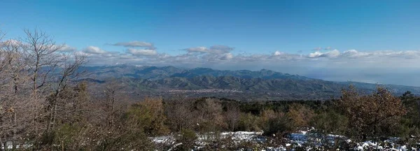 冬の山の風景 — ストック写真