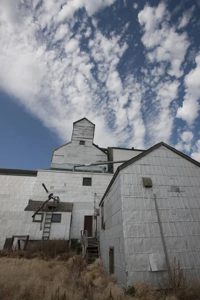 Дерев Яні Зерновий Елеватор Канаді Prairie Манітоба — стокове фото