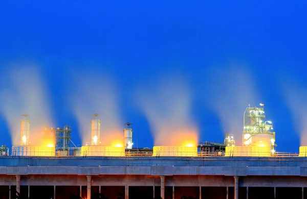 Olieraffinaderij Bij Schemering Kaart Phut Industrial Estate Rayong Thailand — Stockfoto