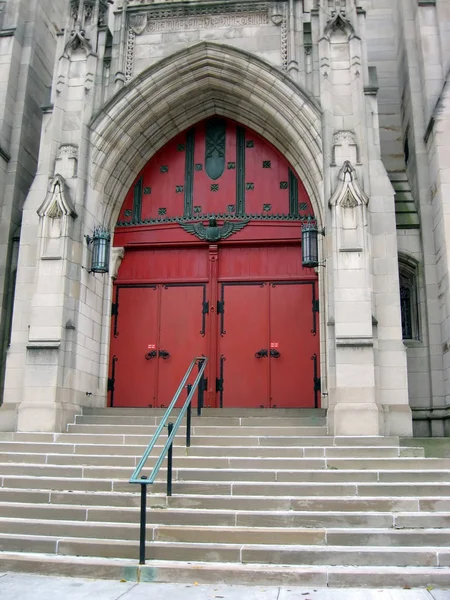 Escadas Que Conduzem Para Cima Portas Vermelhas Entrada Dianteira Igreja — Fotografia de Stock