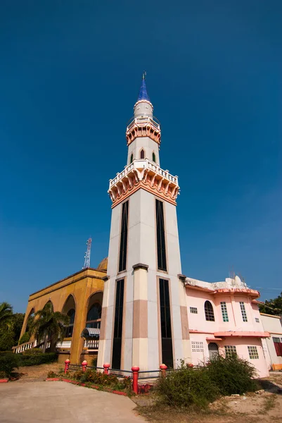 Moschea Torre Nel Giorno Del Sole — Foto Stock