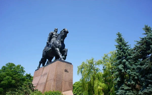 Monument Prince Galicki Ternopil Ukraine — Stock Photo, Image