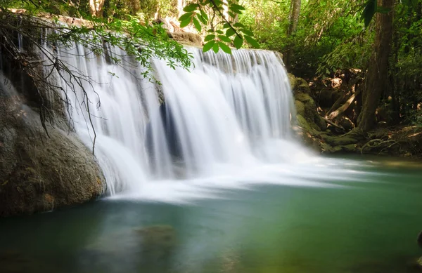 Uma Das Belas Cachoeiras Província Kanchanaburi Nomeada Huai Mae Kamin — Fotografia de Stock