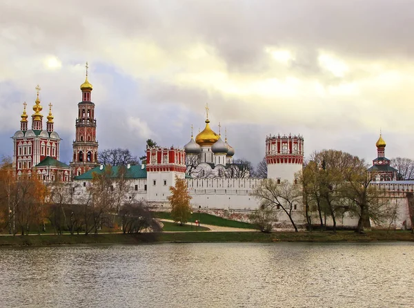Новодевичий Монастырь Москва Россия — стоковое фото