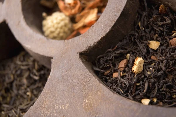 Wooden Box Tea Leaves Orange Jasmine Fruit Flower — Stock Photo, Image