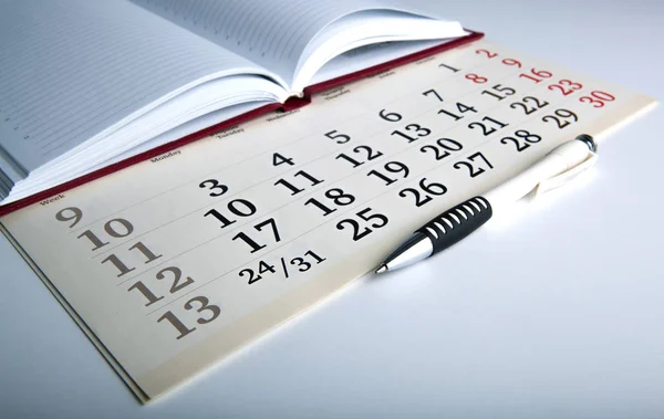 Kalenderdagen Met Nummers Pen Close — Stockfoto