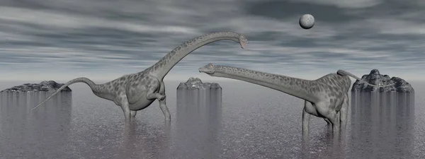 Zwei Diplodocus Dinosaurier Und Der Mond — Stockfoto