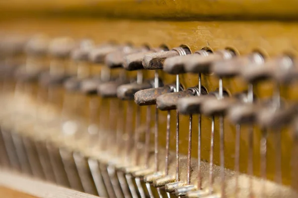 Detail Shot Van Een Oude Piano Hamers Binnen Werken — Stockfoto