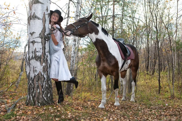 Young Woman Horse Forest — Stock Photo, Image