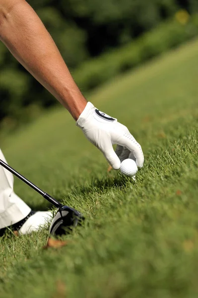 Homem Jogando Golfe Verão — Fotografia de Stock