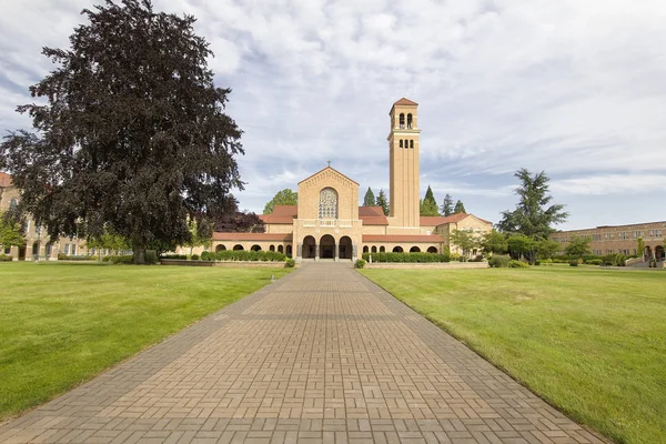 Caminho Tijolo Para Abadia Mount Angel Entrada Igreja Católica Romana — Fotografia de Stock