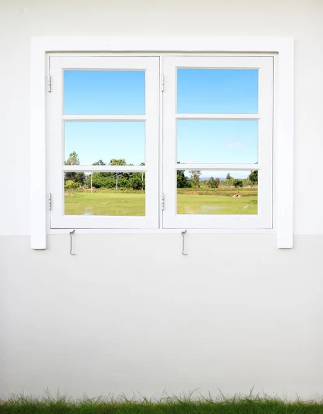 Jendela Dengan Tampilan Ruas Pedesaan — Stok Foto