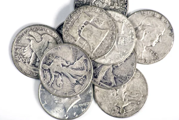 Παλιά Ασημένια Νομίσματα Από Τις Ηπα Μισά Δολάρια — Φωτογραφία Αρχείου