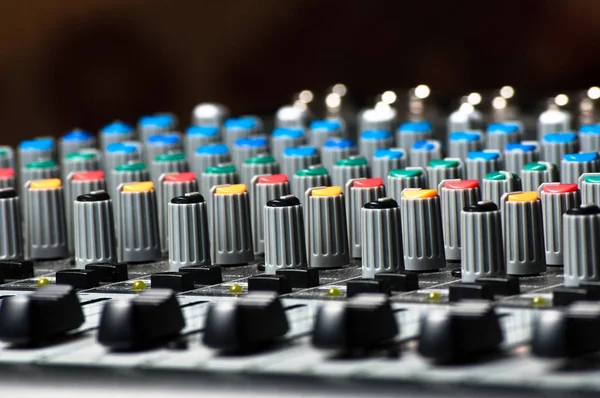 Deslizadores Botones Mezclador Sonido Con Fondo Borroso —  Fotos de Stock