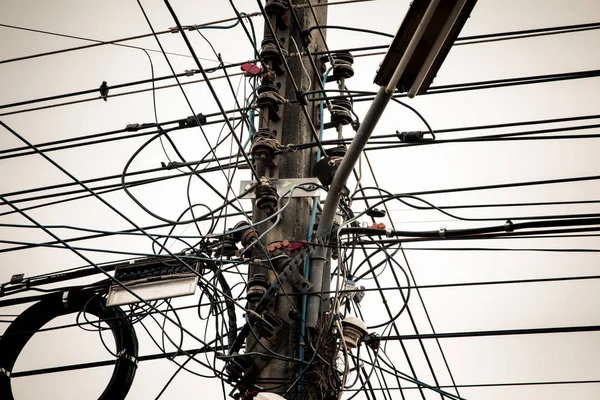 Skomplikowane Rozmieszczenie Tajlandii Drutu Elektrycznego — Zdjęcie stockowe