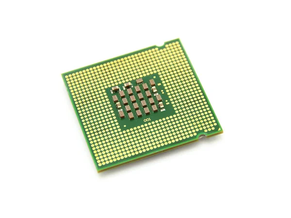 白い背景のプロセッサは マイクロ回路で金の色を隔離されているコンピュータ — ストック写真