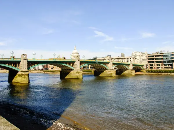 Thames Nehri Üzerindeki Beam Bridge Londra City Büyük Britanya — Stok fotoğraf