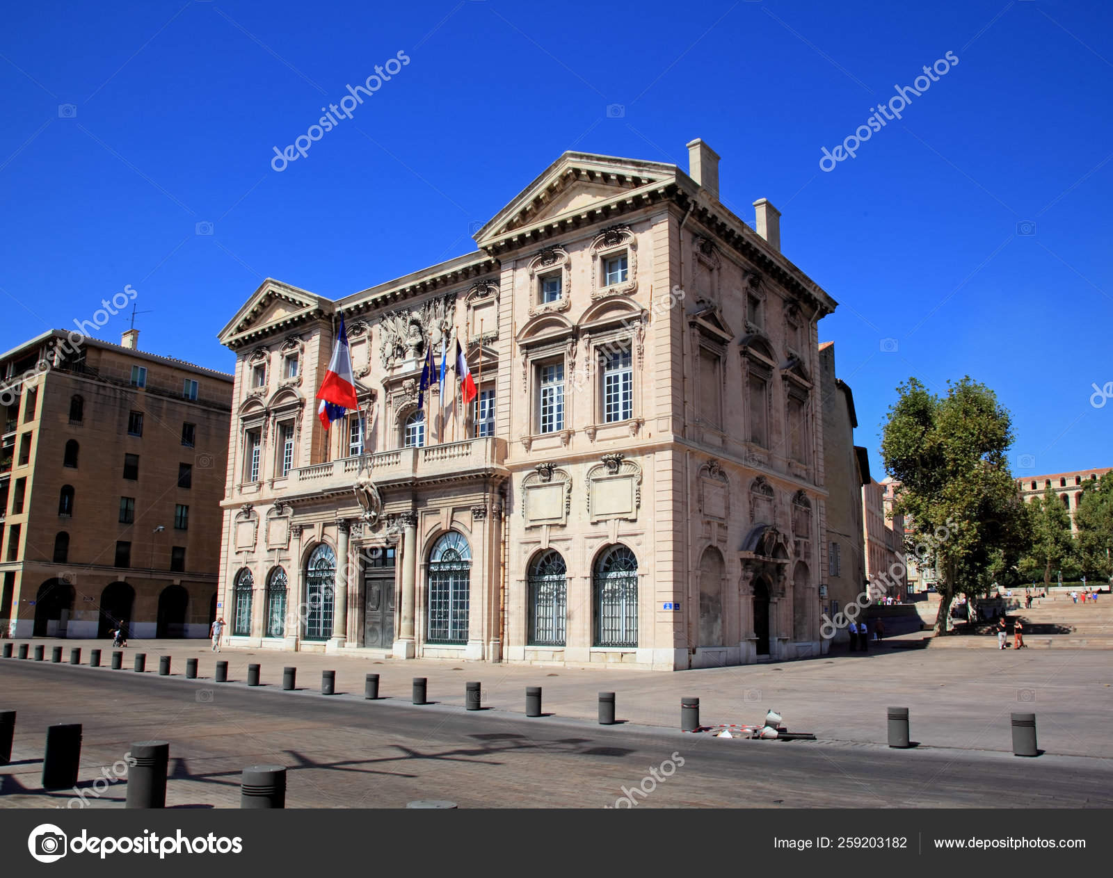 Mairie Marseille France image libre de droit par YAYImages © #259203182