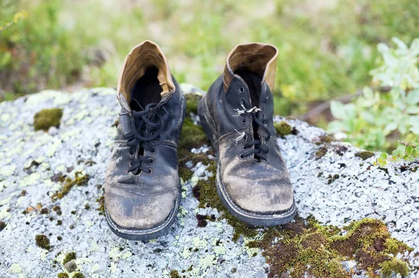 Old Leather Brown Dirty Boots Wood Stone — Stock Photo, Image