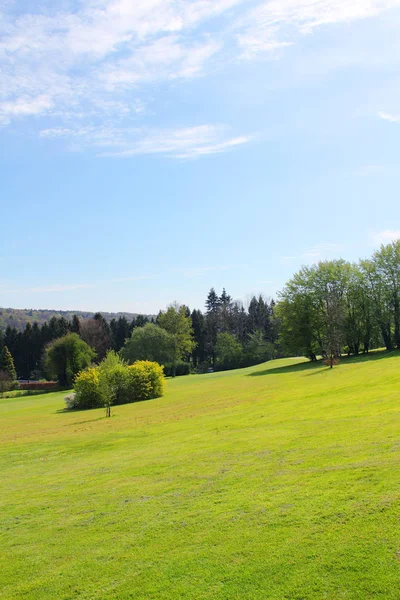 Hermoso Paisaje Francés Con Campo Golf Primavera — Foto de Stock