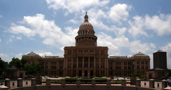 德克萨斯州议会大厦的市中心奥斯汀 德克萨斯州 — 图库照片