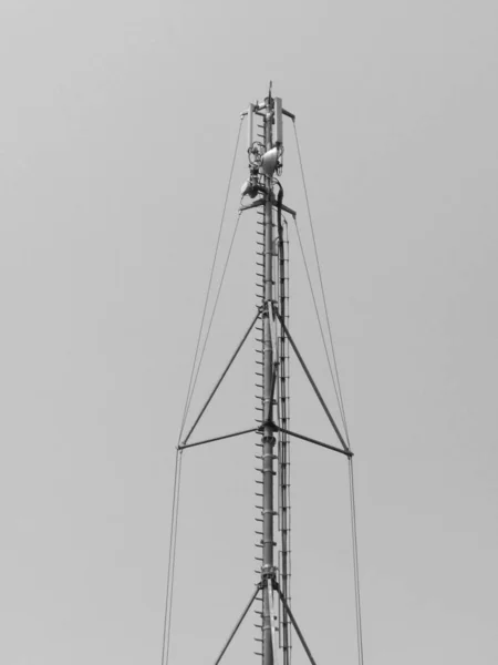 Torre Para Antena Aérea Telecomunicaciones —  Fotos de Stock