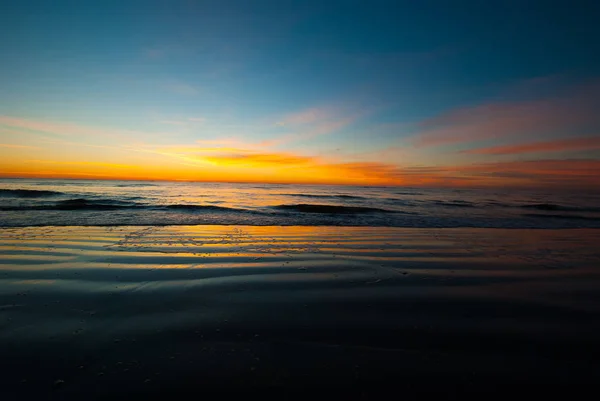 Photogrpah Sunrise Sun Crests Horizon Saint Simons Island Beach — Stock Photo, Image