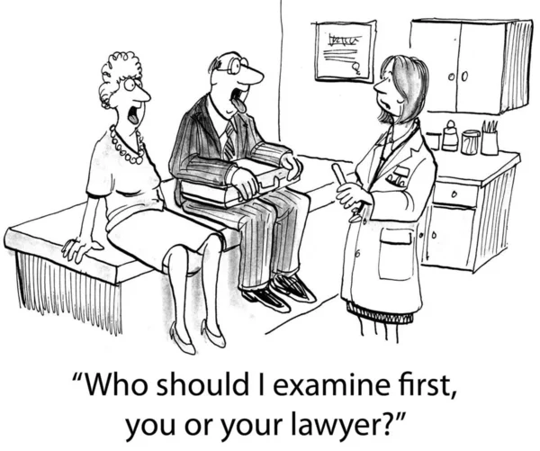 Vem Ska Jag Undersöka Först Eller Din Advokat — Stockfoto
