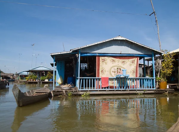 Vietnamesisches Schwimmendes Dorf Während Der Monsunzeit Auf Dem Tonle Saft — Stockfoto
