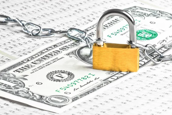 Bloquear Segurança Corrente Notas Dólar Jornal Financeiro Dinheiro Para Segurança — Fotografia de Stock
