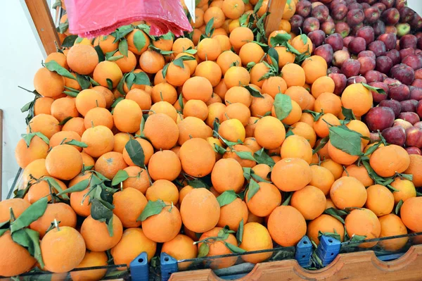 Comestible Verde Cuadro Naranja Fresca Una Tienda Comestibles —  Fotos de Stock