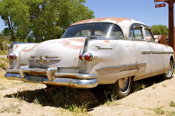 Paslanma Vintage Amerikan Araba Packard Arkadan Yan Boyunca Alınan Açık — Stok fotoğraf