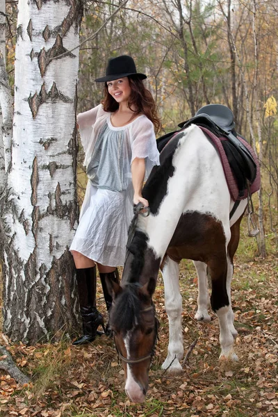 Young Woman Horse Forest — Stock Photo, Image