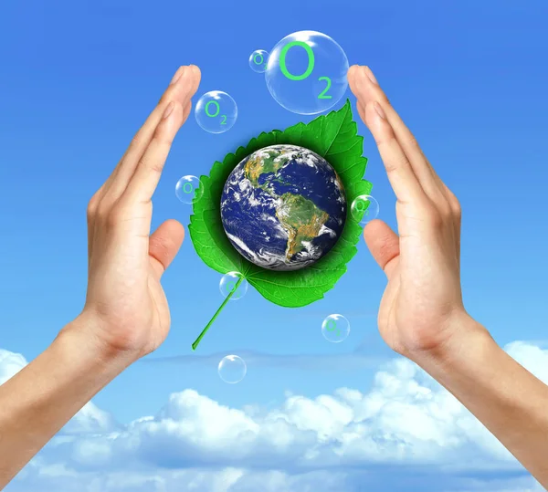 Bubbles Blue Sky Clouds Symbol Environmental Protection — Stock Photo, Image