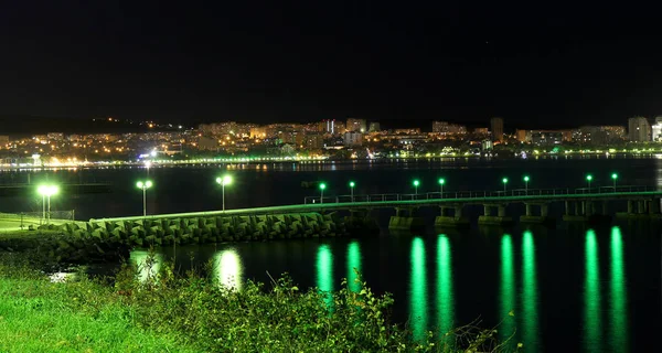 Deniz Şehrin Gece Görünümü — Stok fotoğraf