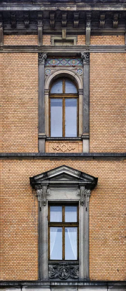 Ventanas Madera Edificio Antiguo Lviv Ucrania — Foto de Stock