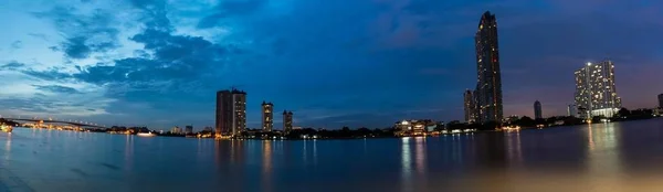 Paisagem Cidade Banguecoque Tomada Crepúsculo Dia Nublado — Fotografia de Stock