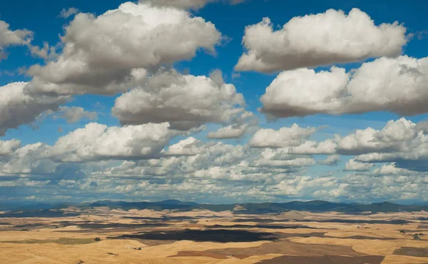 Пустые Облака Катящиеся Шипы Горы Округ Уитмен Вашингтон Округ Лата — стоковое фото