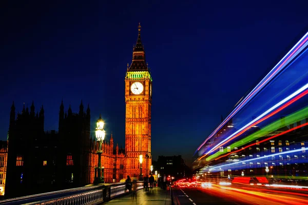 Πύργος Ρολογιού Στο Λονδίνο Κατά Διάρκεια Της Νύχτας — Φωτογραφία Αρχείου