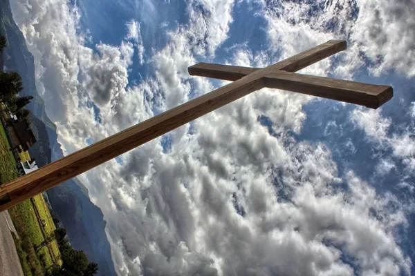 Wooden Cross Blue Sky Full Clouds — Stock Photo, Image