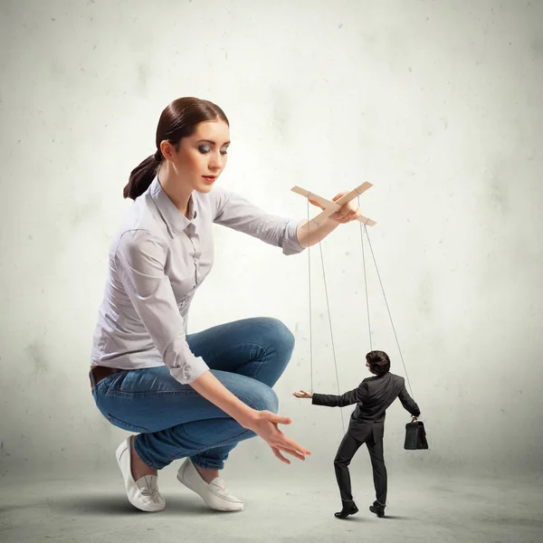 Image Pretty Businesswoman Puppeteer Leadership Concept — Stock Photo, Image