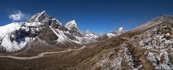 Valle Pheriche Con Picos Cholatse Taboche Himalaya Gran Resolución — Foto de Stock